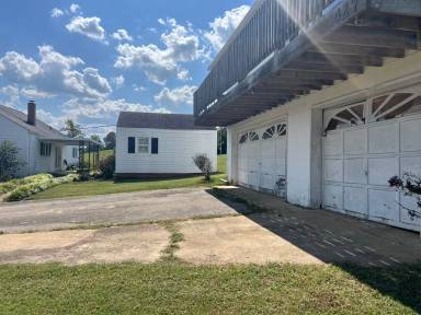 Main picture of 425 Gray Station Rd