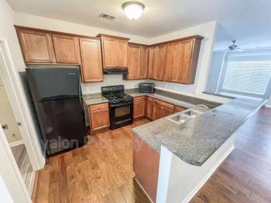 Main picture of 4682 Liberty Square Dr