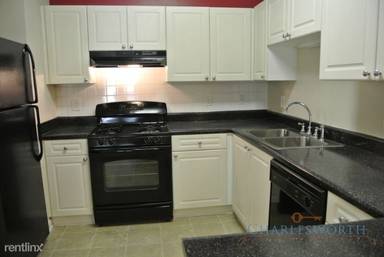 Main picture of Peachtree Dunwoody Rd NE