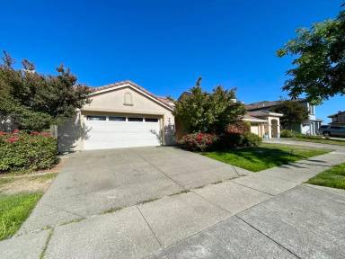 Main picture of 10 Sea Breeze Ct