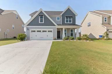 Main picture of 106 Hampton Dr