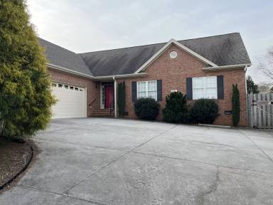Main picture of 6044 Aaron Place Ln