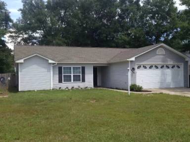 Main picture of 6051 Savannah Dr