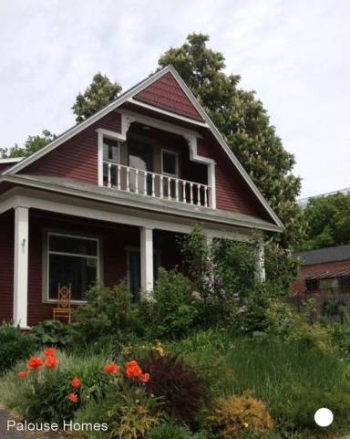 Main picture of 1616 W Clarke Ave