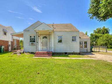 Main picture of 3944 NW 11th St
