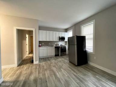 Main picture of 7222 Broadway