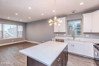 Main picture of 4552 S Evans Ave