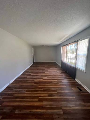 Main picture of 890 Bedrock Dr