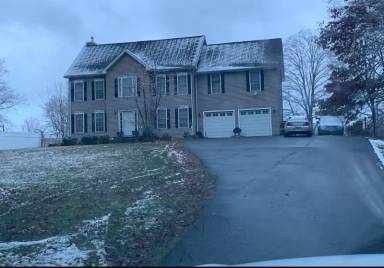 Main picture of 802 Evergreen Ave