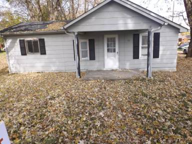 Main picture of 60 W Poston Rd