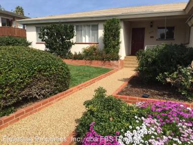 Main picture of 3030 Lawrence St