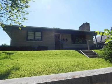Main picture of 813 S Lincoln St