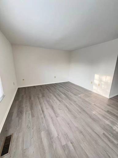 Main picture of 206A-206B N Main St