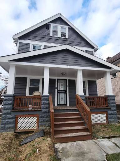 Main picture of 12709 Parkhill Ave