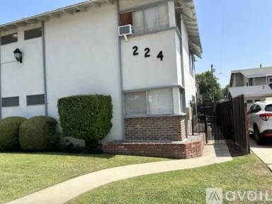 Main picture of 224 W Palm Ave