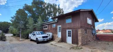 Main picture of 808 1/2 W Denver Ave