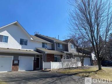 Main picture of 17975 Cobblestone Way