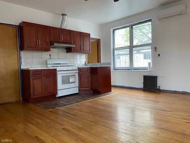 Main picture of 2231 W 9th St