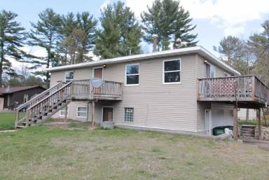 Main picture of 481 Airport Ave