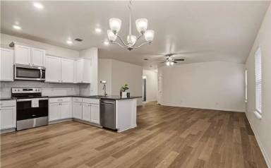 Main picture of 2405 Elba Dr