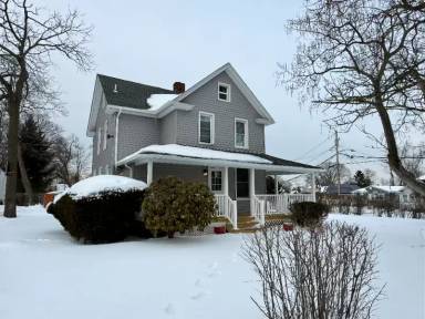 Main picture of 45 W Garfield St