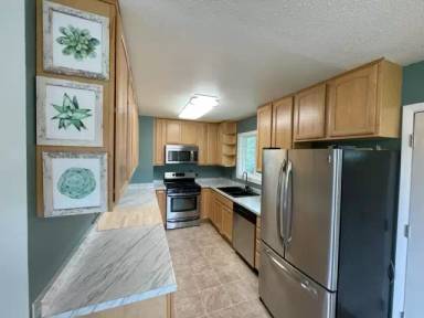 Main picture of 212 W Marydale Ave