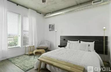 Main picture of 3301 Walnut St
