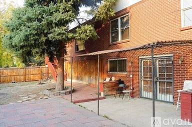 Main picture of 1685 S Kenton Way