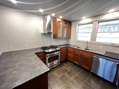 Main picture of 2135 Arlington Ave