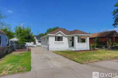 Main picture of 3247 Adams Ave