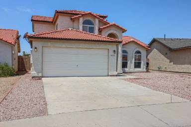 Main picture of 1850 N 84th Ln