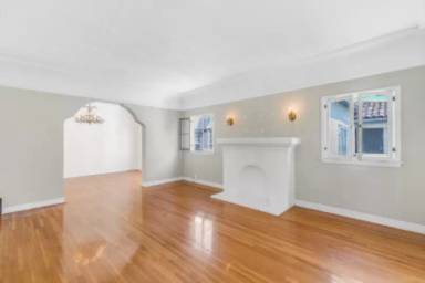 Main picture of 347 N Sierra Bonita Ave