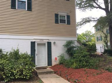 Main picture of 1535 Marlborough Ct