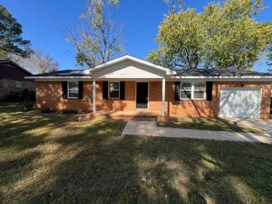 Main picture of 1510 Faye St SW