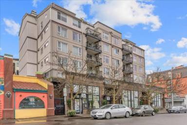 Main picture of 12334 31st Ave NE