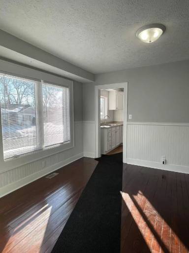Main picture of 2021 S Buckeye St