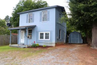 Main picture of 203 N New Hope Rd
