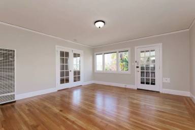 Main picture of 527 Central Ave