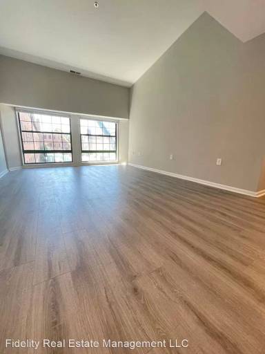 Main picture of 70 Johnes St