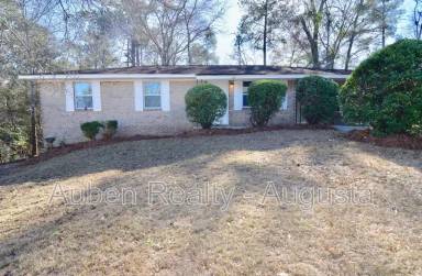 Main picture of 524 Laverne Ave