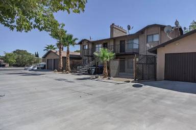 Main picture of 1532 N Erwin St