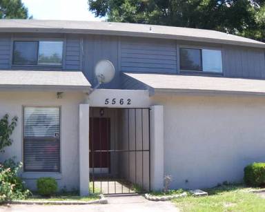 Main picture of 5562 Pinehill Ln