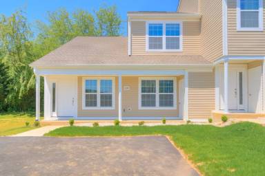 Main picture of 315 Twisted Oak Dr NW