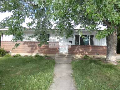 Main picture of 910-920 37th St