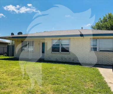 Main picture of 4820 NW Hoover Ave