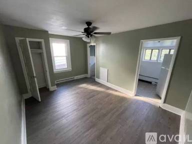 Main picture of 524 Macdade Blvd