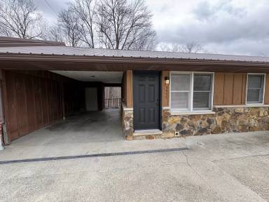 Main picture of 5477 E State Road 164