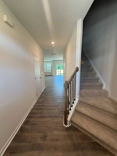 Main picture of 607 Struy St