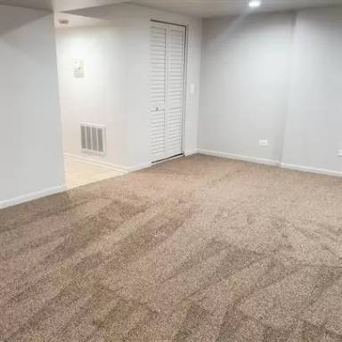Main picture of 4533 W Congress Pkwy
