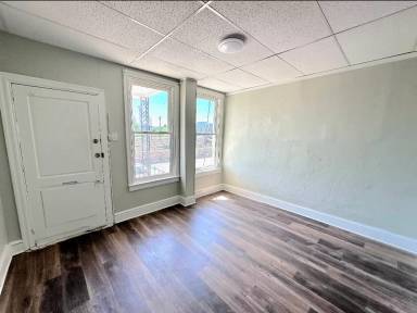 Main picture of 143 Stevens Ave